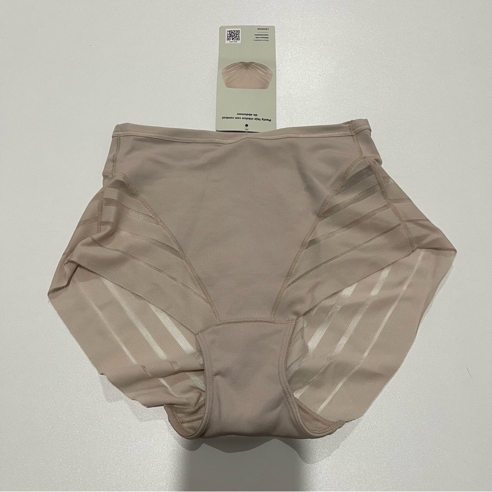 NWT Leonisa Compression Underwear Thong Lace Beige